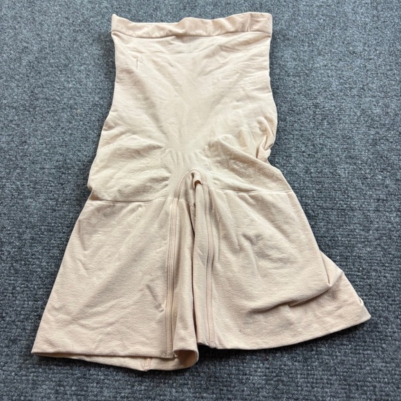 SPANX Women’s Nude Higher Power Short Shapewear high waist mid thigh size: Small - Picture 1 of 11